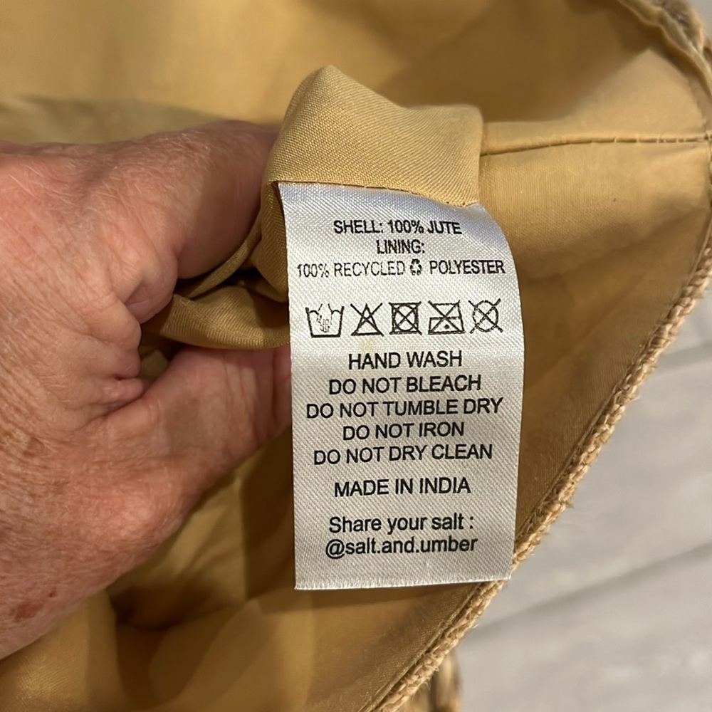 Salt And Umber Raffia And Shell Tote - Picture 10 of 10